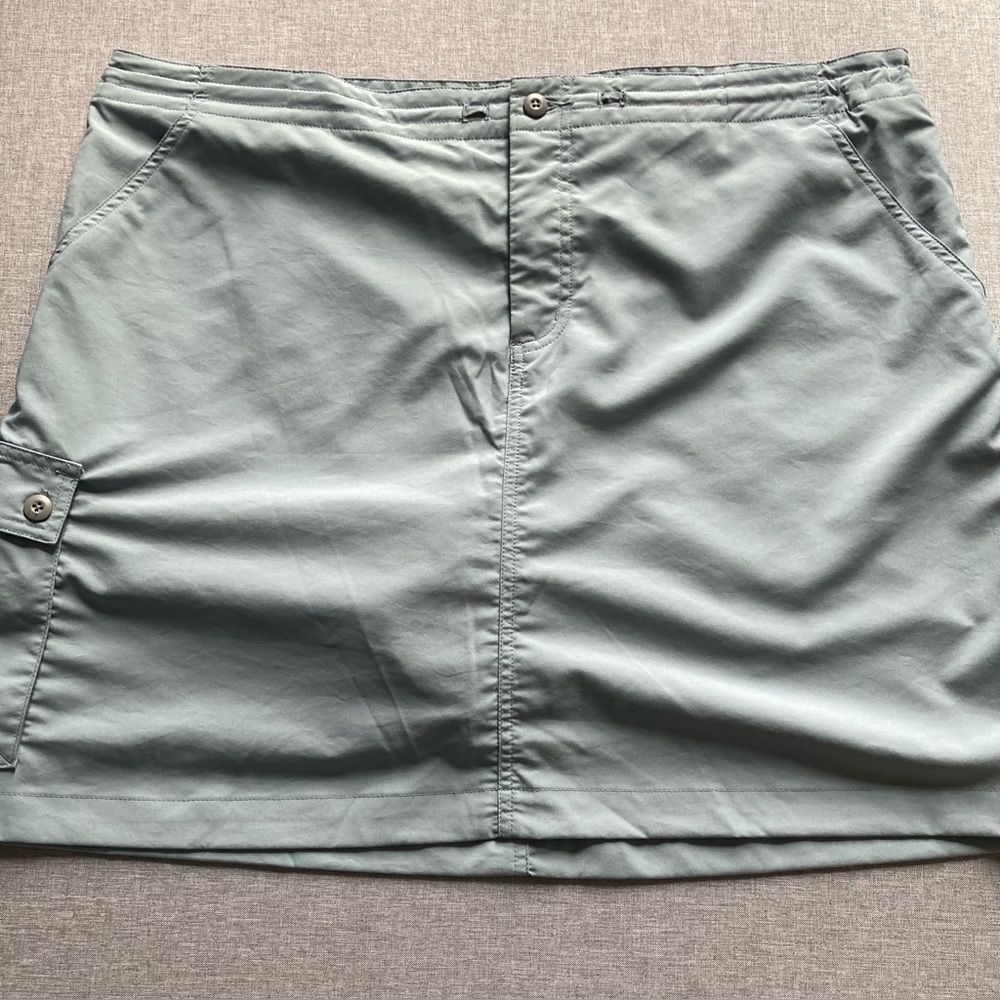 Patagonia Skort Womens 14 Nylon Active Hiking Pickleball Tennis Stretch Comfy